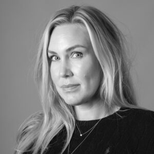 Reklam- och sponsorskap Våra digitala skyltar ger dig stor flexibilitet i din kommunikation och möjlighet till att ta ut svängarna kreativt. Det är bara din fantasi som sätter gränser! Vi kan exponera ditt budskap hela vägen från pendeltåg och parkering, fram till huvudentrén och vidare in i mässhallarna.
